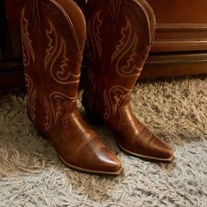 Womens Ariat Cowboy Boots